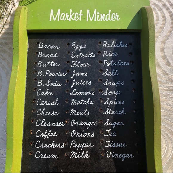 Wooden Cottagecore Mushroom Shelf πΏ - Picture 2 of 4